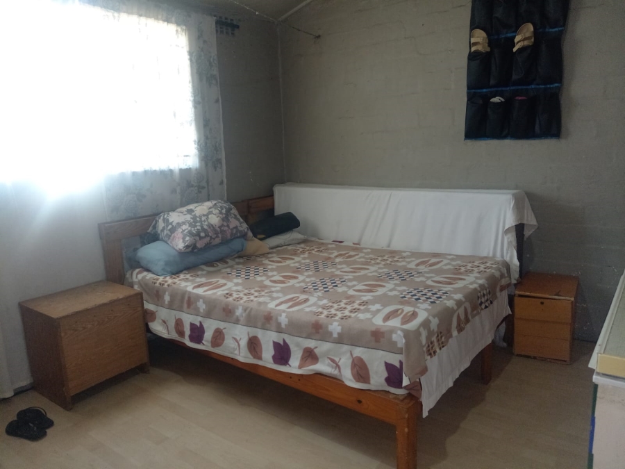2 Bedroom Property for Sale in Manenberg Western Cape